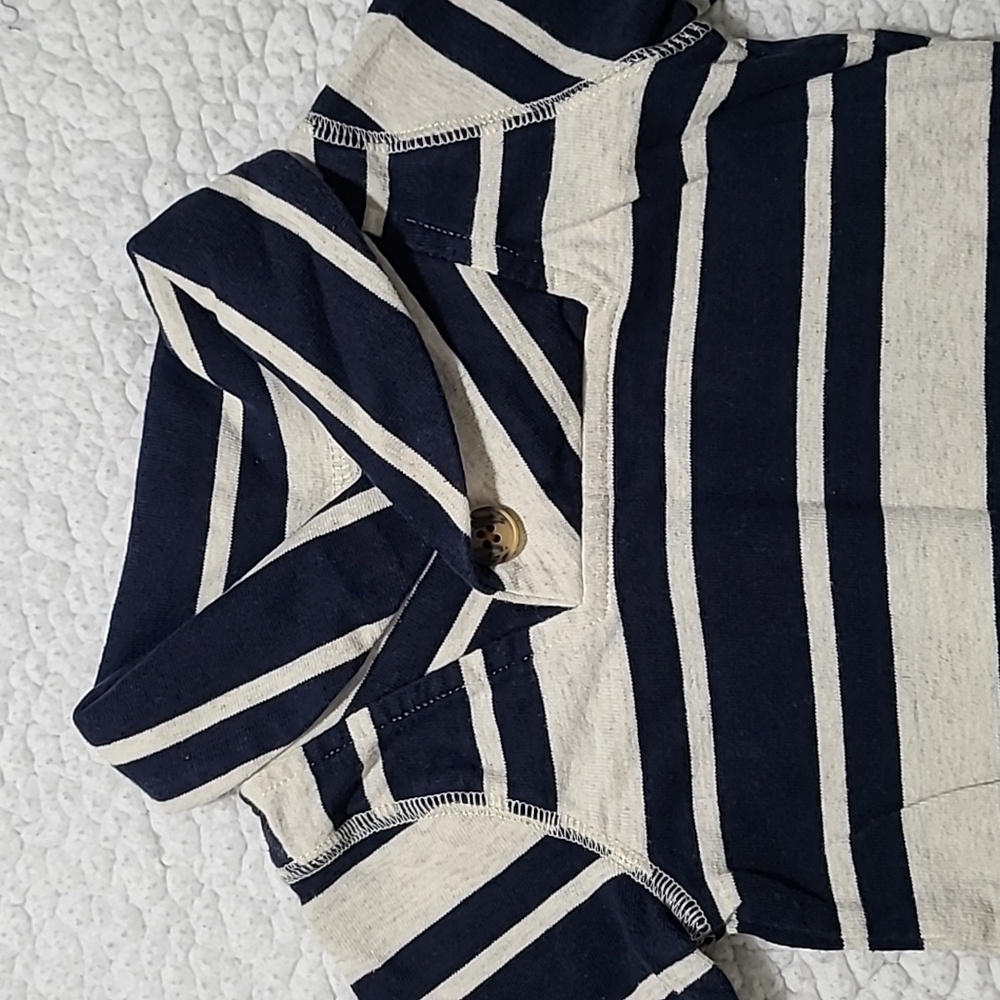 (Pre-loved) Old Navy Baby Jumpsuit - Picture 4 of 5